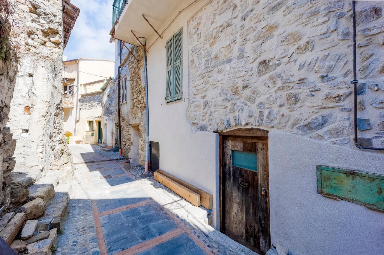 10 Minuti Dal Mare⋆⋆⋆⋆⋆ Borgo Storico Ligure Apartman Lingueglietta Kültér fotó
